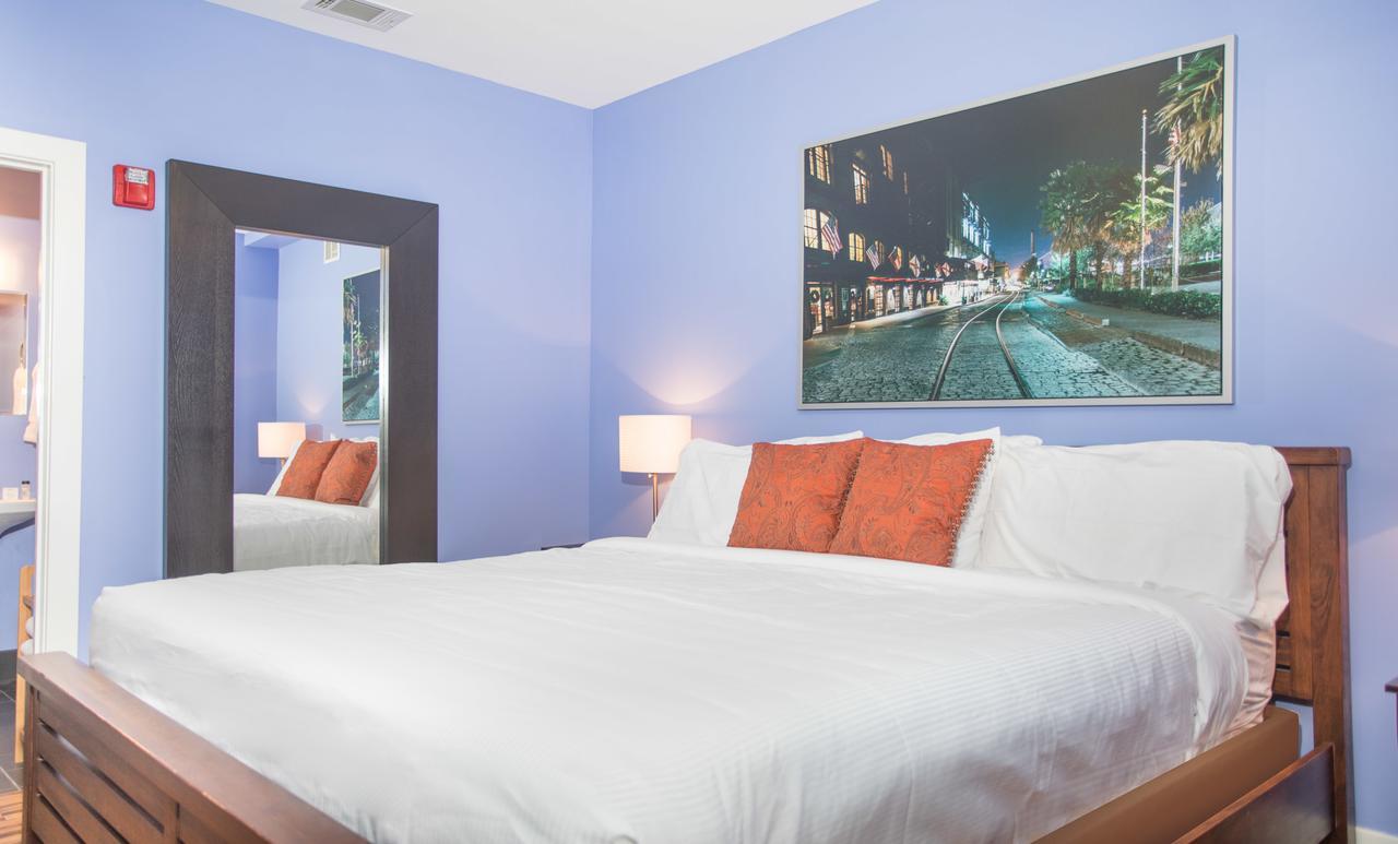 York Street Condo 202 - Two-Bedroom Savannah Eksteriør billede